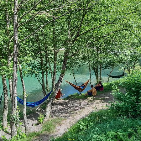 Rafting Camp Encijan Hotel ฟอชา ภายนอก รูปภาพ